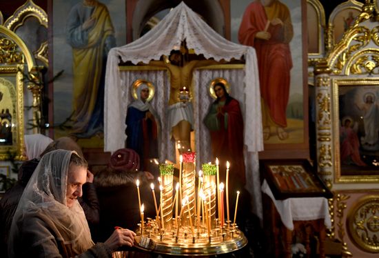 Празднование Рождества в городах России