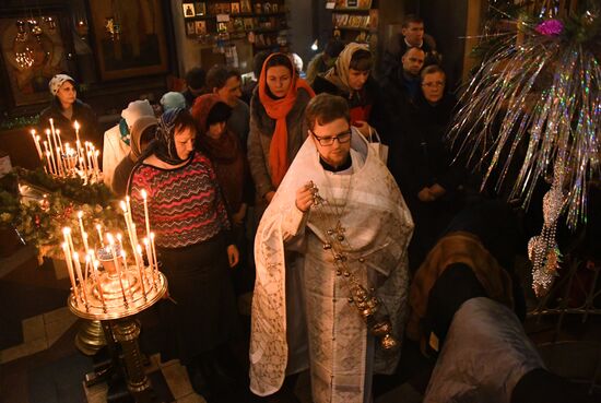 Празднование Рождества в городах России