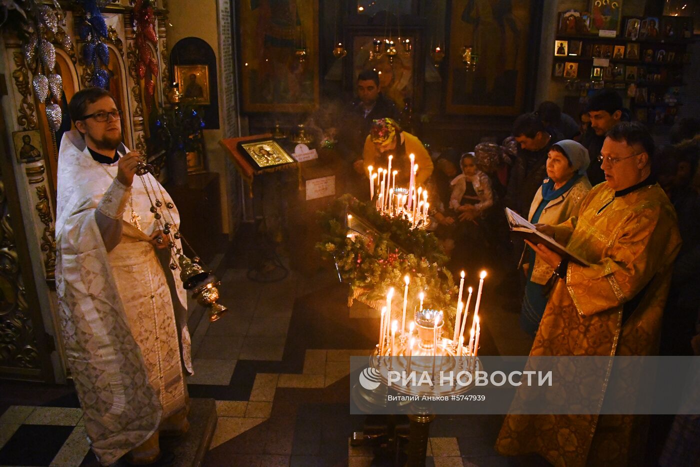 Празднование Рождества в городах России