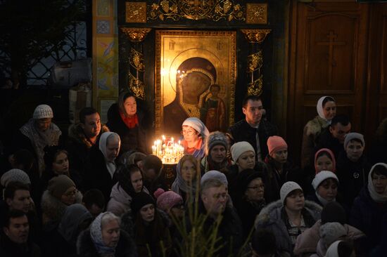 Празднование Рождества в городах России