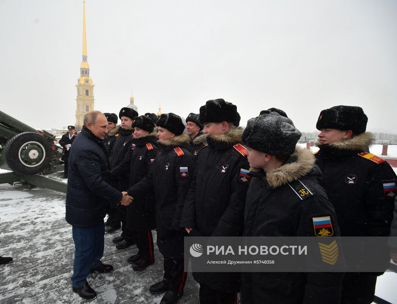 Президент РФ В. Путин посетил Петропавловскую крепость