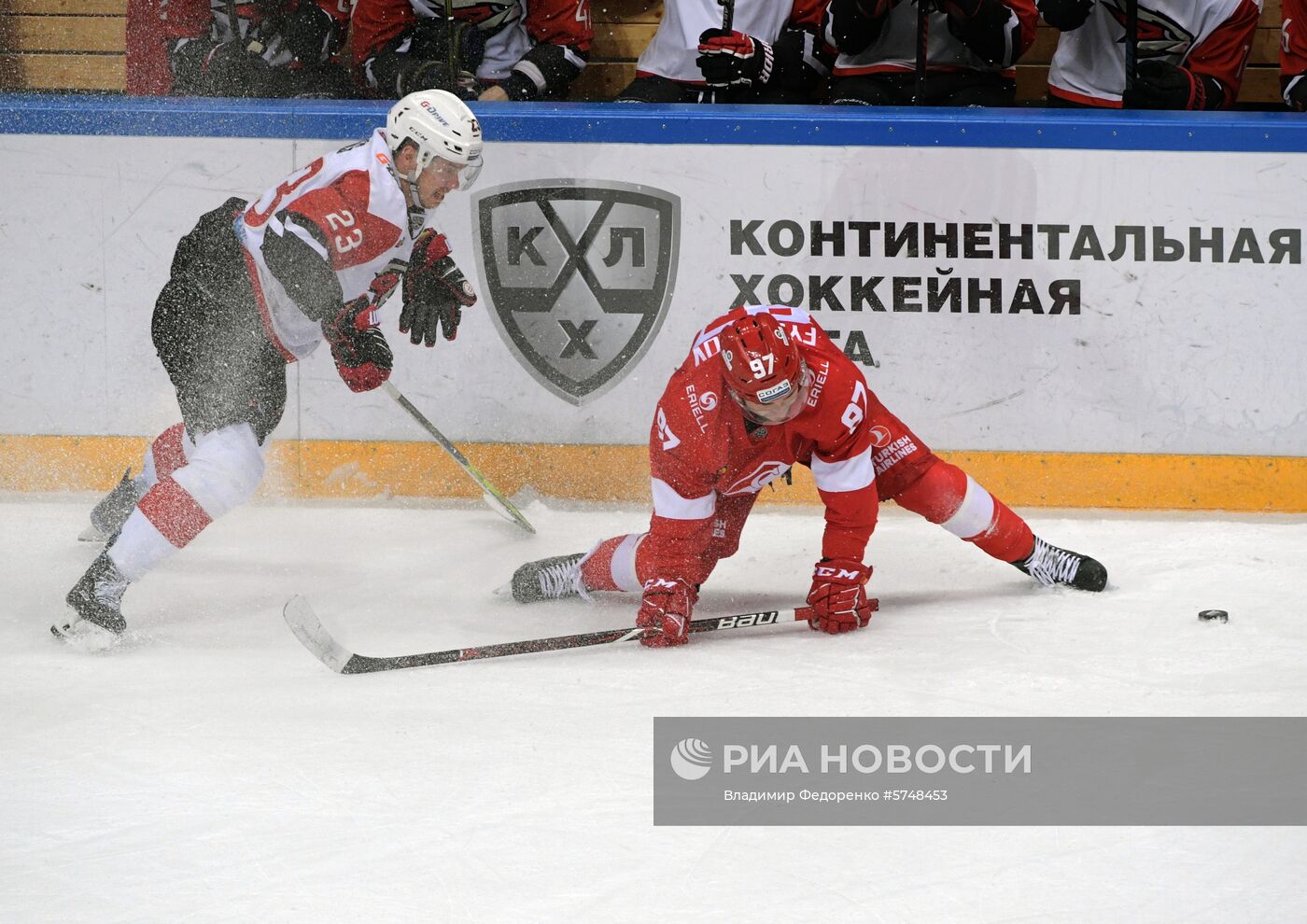 Хоккей. КХЛ. Матч "Спартак" - "Авангард"