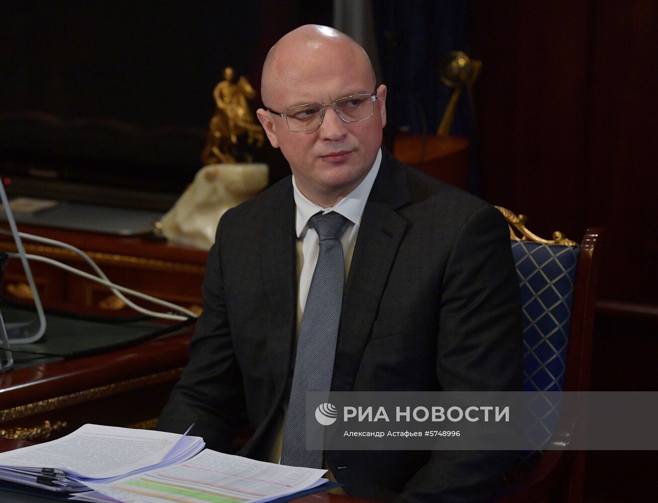 Премьер-министр РФ Д. Медведев провел совещание по ликвидации последствий взрыва газа в доме в Магнитогорске