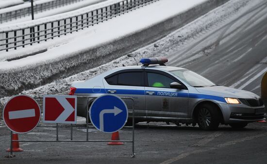 Тушинский тоннель затопило после провала грунта в шлюзе канала имени Москвы