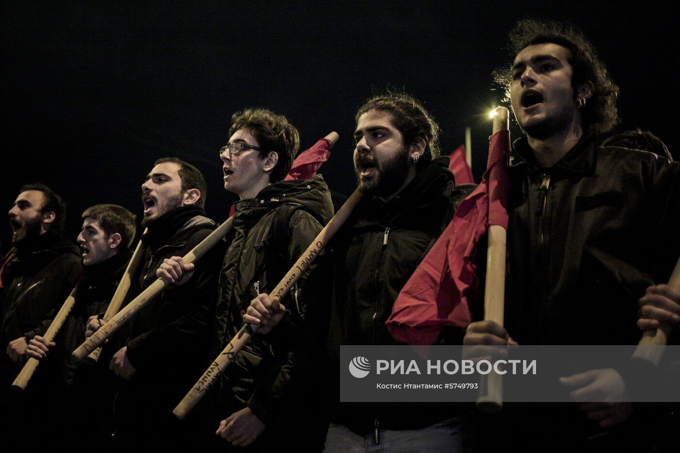 Акция в Афинах против визита Ангелы Меркель