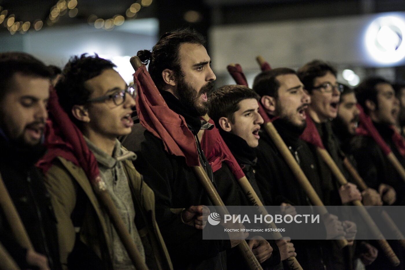 Акция в Афинах против визита Ангелы Меркель