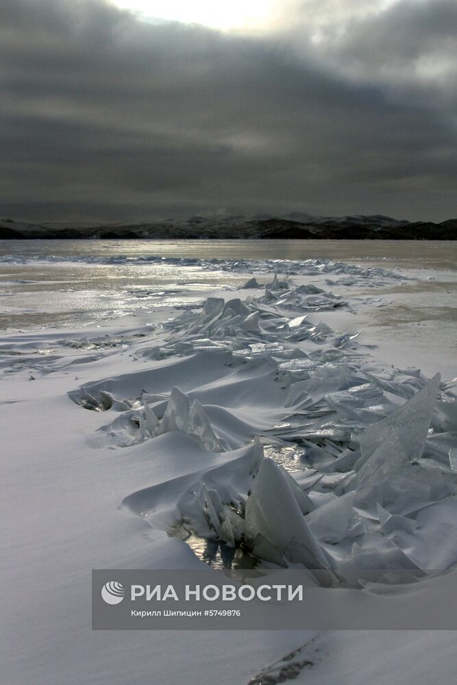 Зима на Байкале