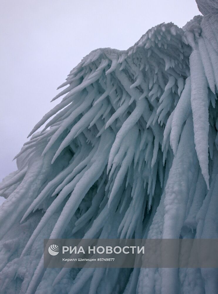 Зима на Байкале