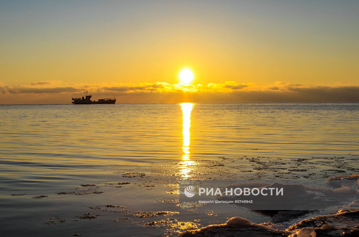 Зима на Байкале