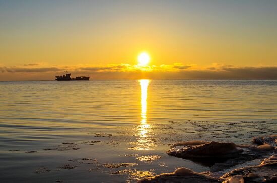 Зима на Байкале