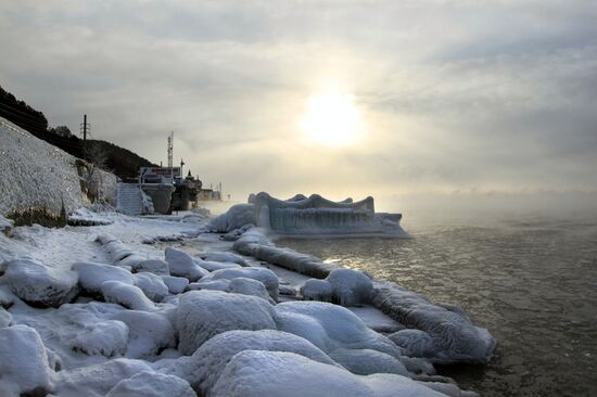 Зима на Байкале