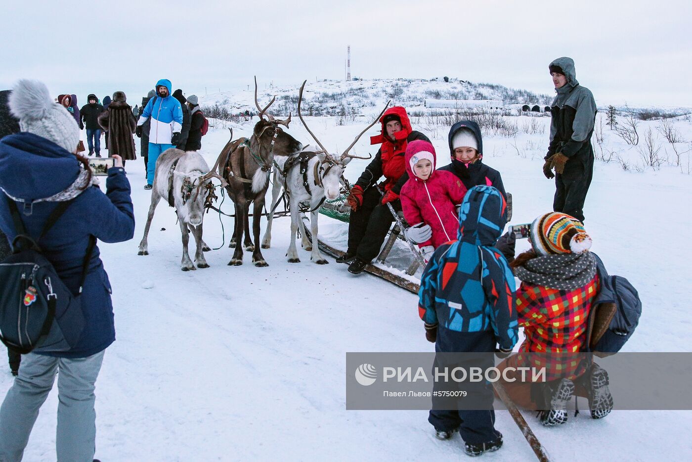 Встреча солнца в Мурманске после полярной ночи