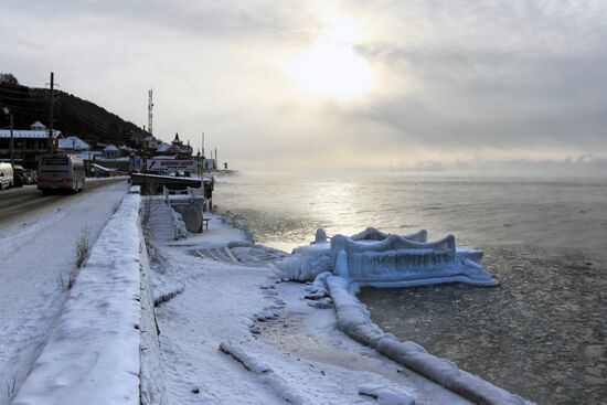 Зима на Байкале