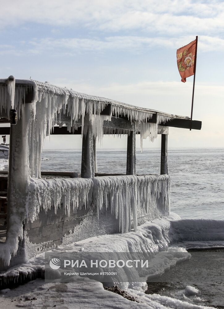 Зима на Байкале