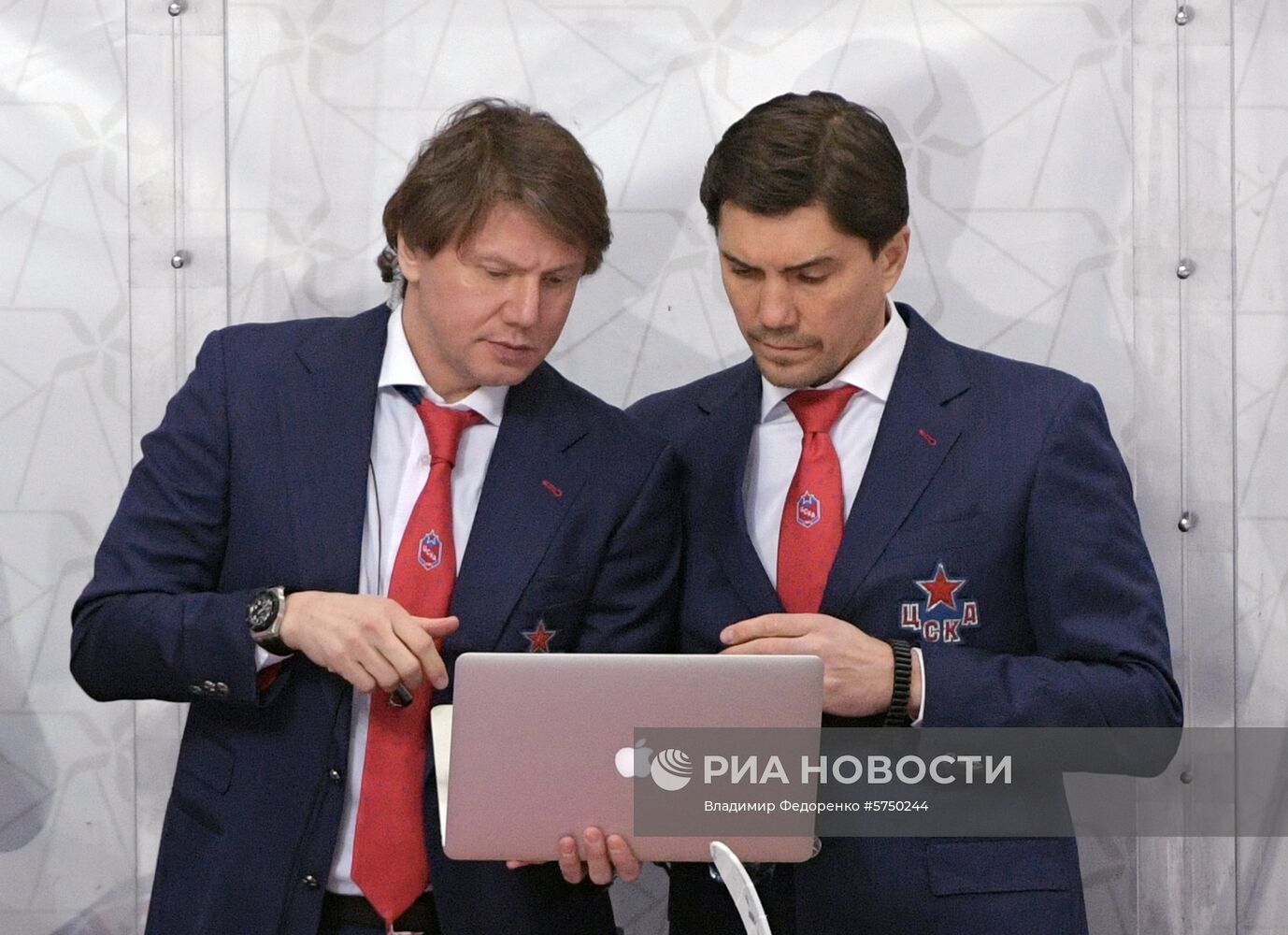 Хоккей. КХЛ. Матч ЦСКА - "Трактор"