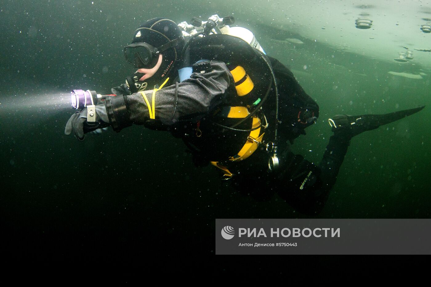 Подледное погружение в Московской области