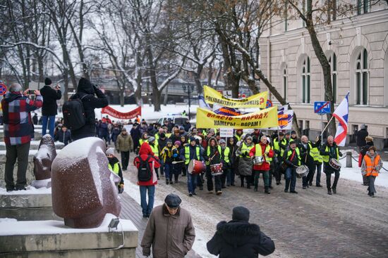 Марш за социальную справедливость в Риге