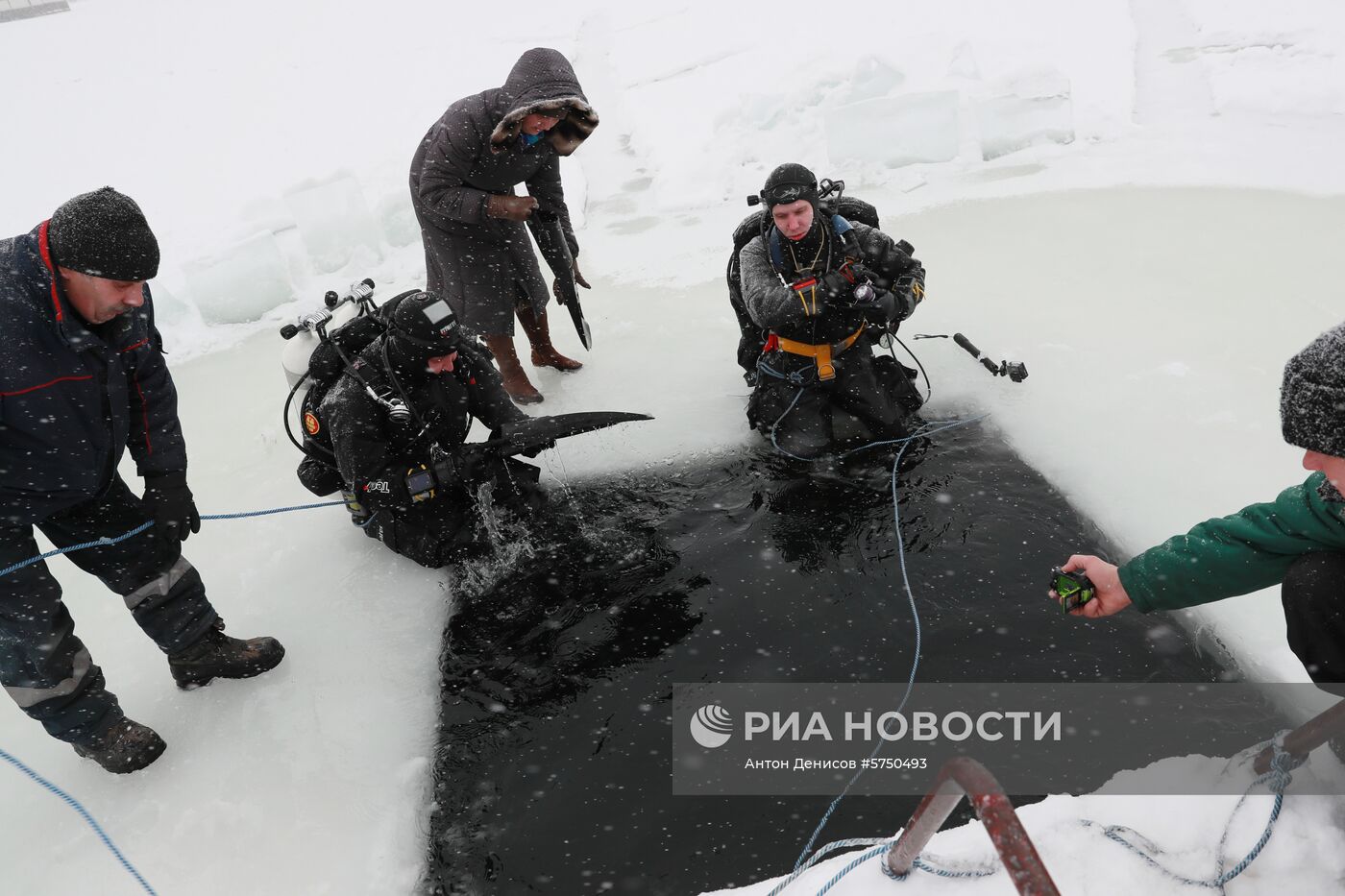 Подледное погружение в Московской области