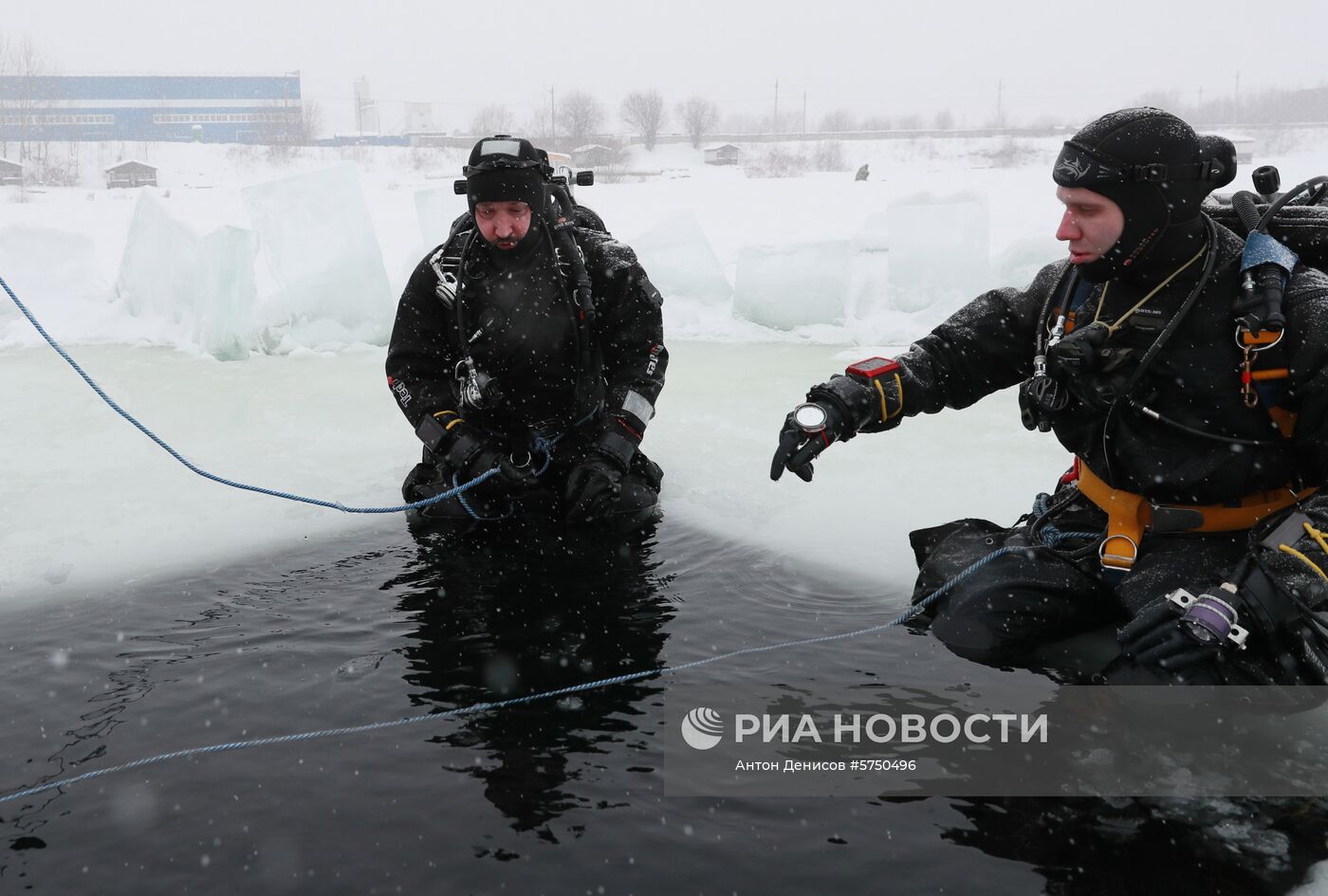 Подледное погружение в Московской области