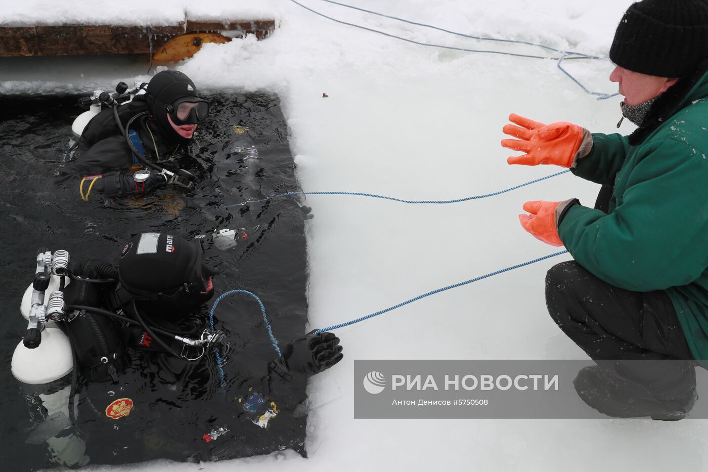 Подледное погружение в Московской области