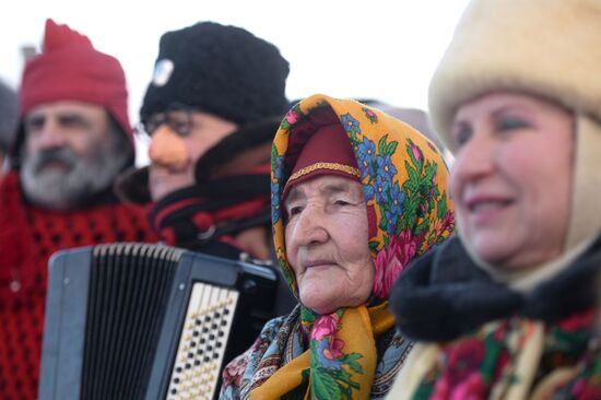 Фестиваль "Большие Святочные Гулянья" в Ленинградской области