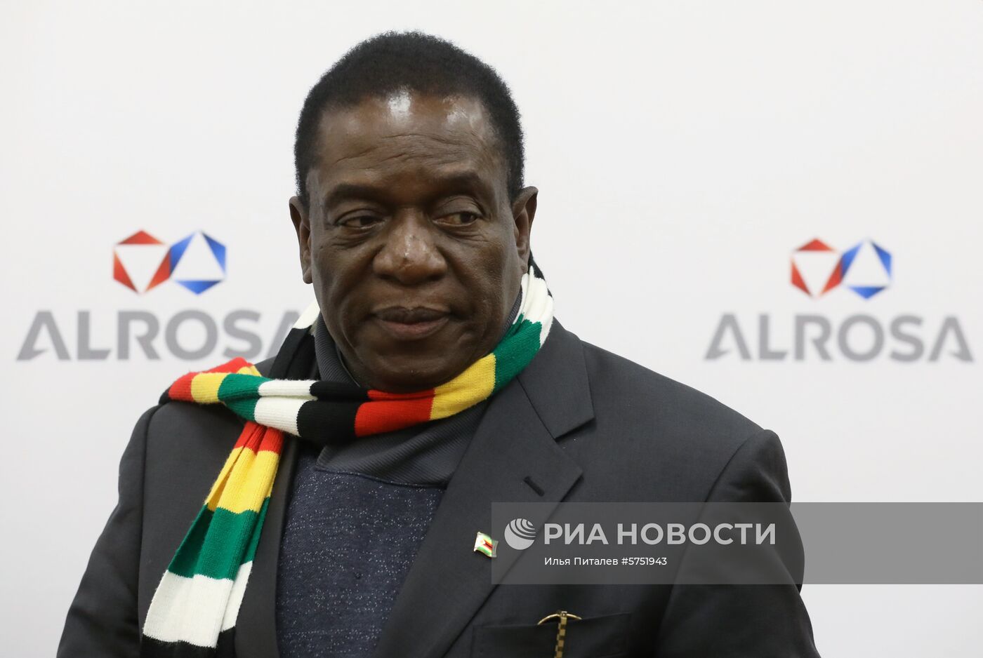 Президент Республики Зимбабве Э. Д. Мнангагва посетил предприятие ЕСО "Алроса"