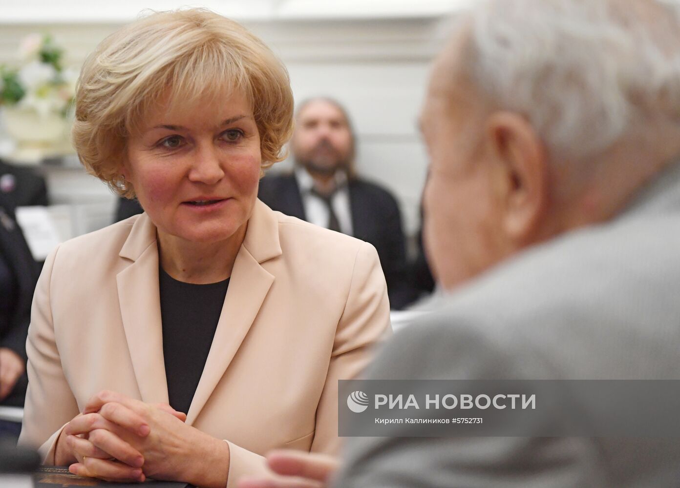 Заседание президиума РАХ, посвященное празднованию 85-летия З. Церетели