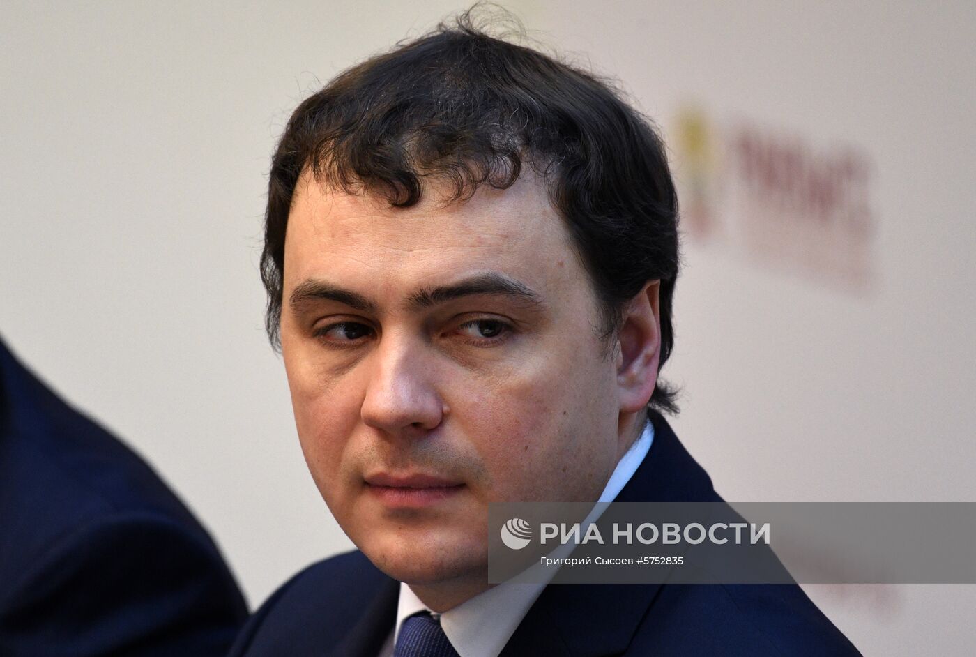 Х Гайдаровский форум. День первый