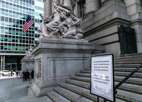 Шатдаун в США побил рекорд продолжительности