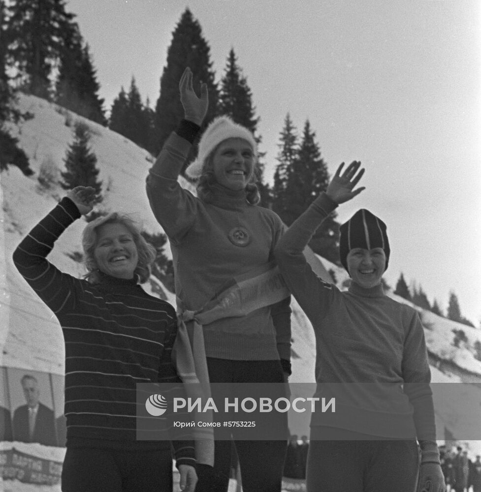 Первенство СССР по скоростному бегу на коньках среди женщин