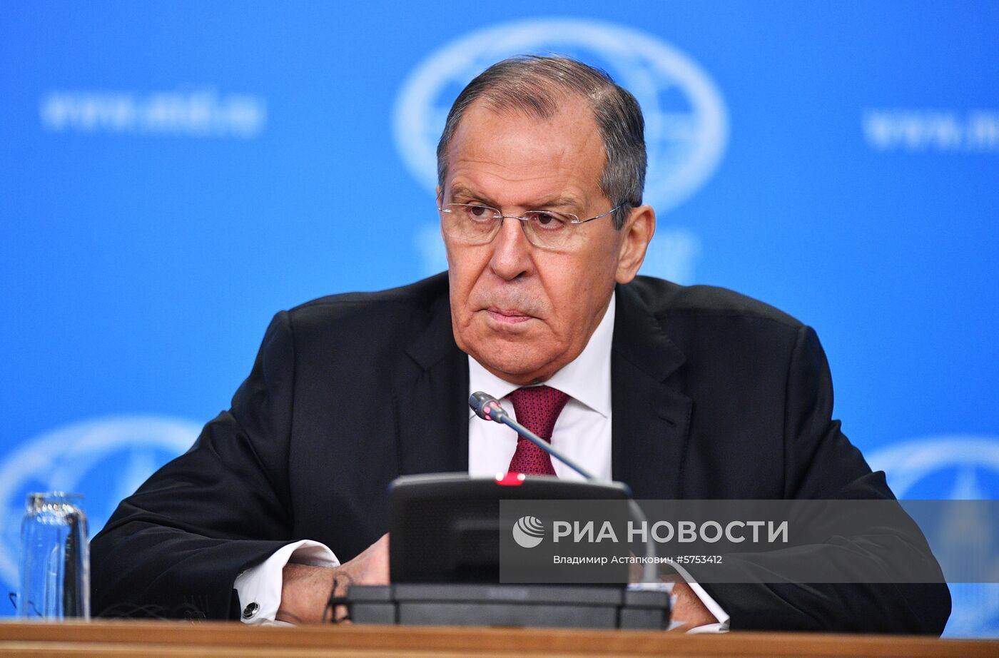 Пресс-конференция главы МИД РФ С. Лаврова