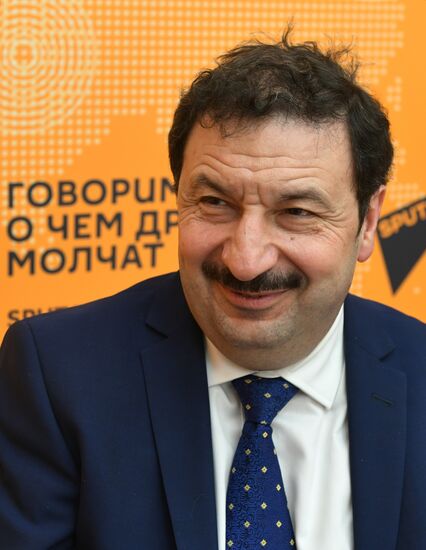 Х Гайдаровский форум. День второй