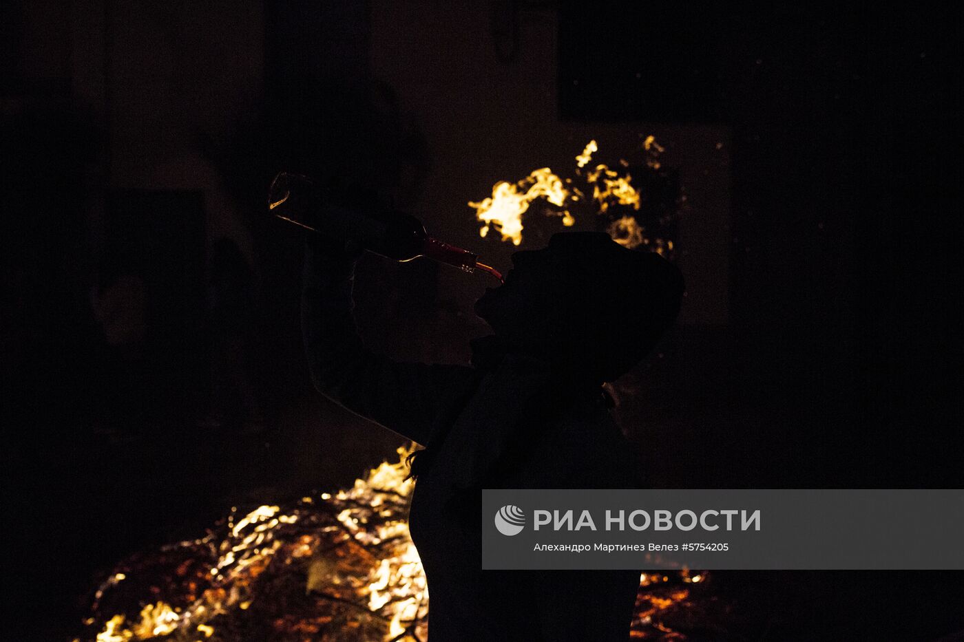 Фестиваль Las Luminarias в Испании