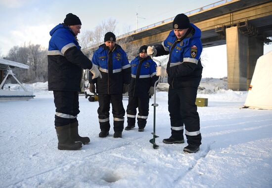 Подготовка крещенских купелей в Новосибирске