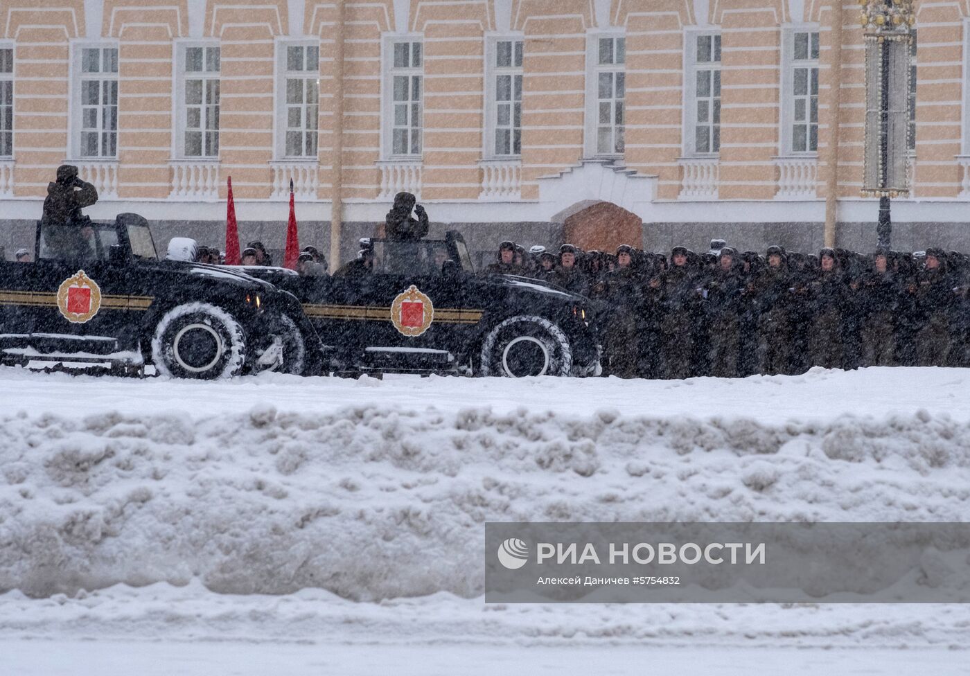 Репетиция парада в честь 75-летия снятия блокады Ленинграда