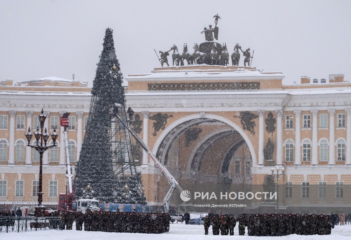 Репетиция парада в честь 75-летия снятия блокады Ленинграда