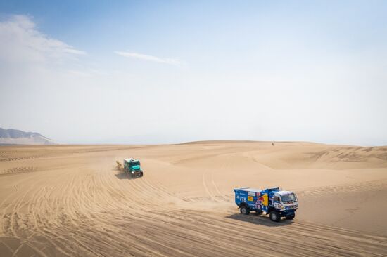 Спортивная команда "КАМАЗ-мастер" стала победителем ралли-марафона "Дакар"