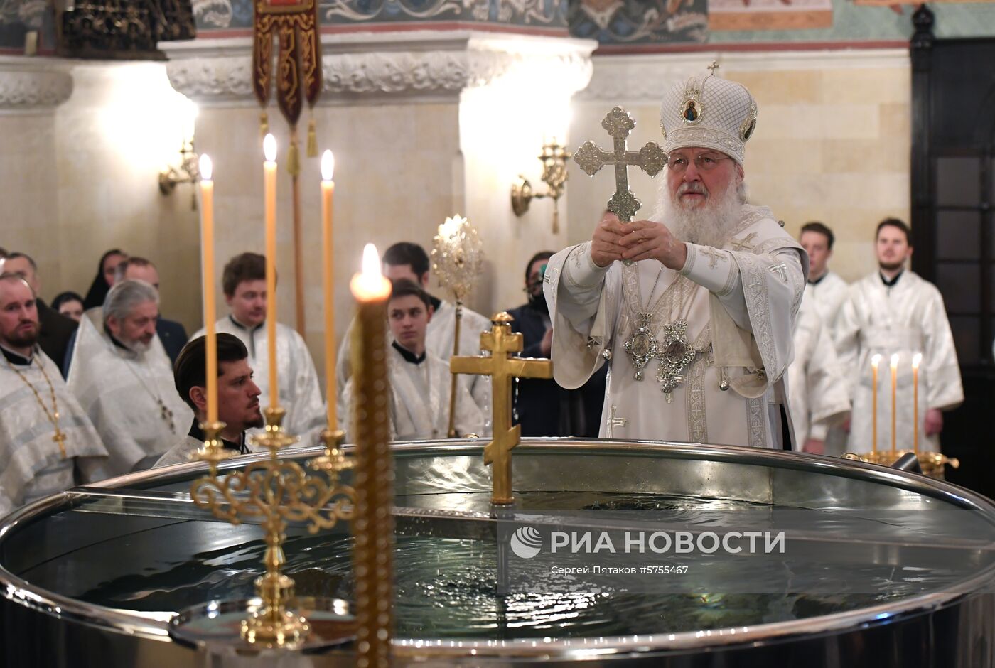 Патриаршее служение в Крещенский сочельник в храме Христа Спасителя