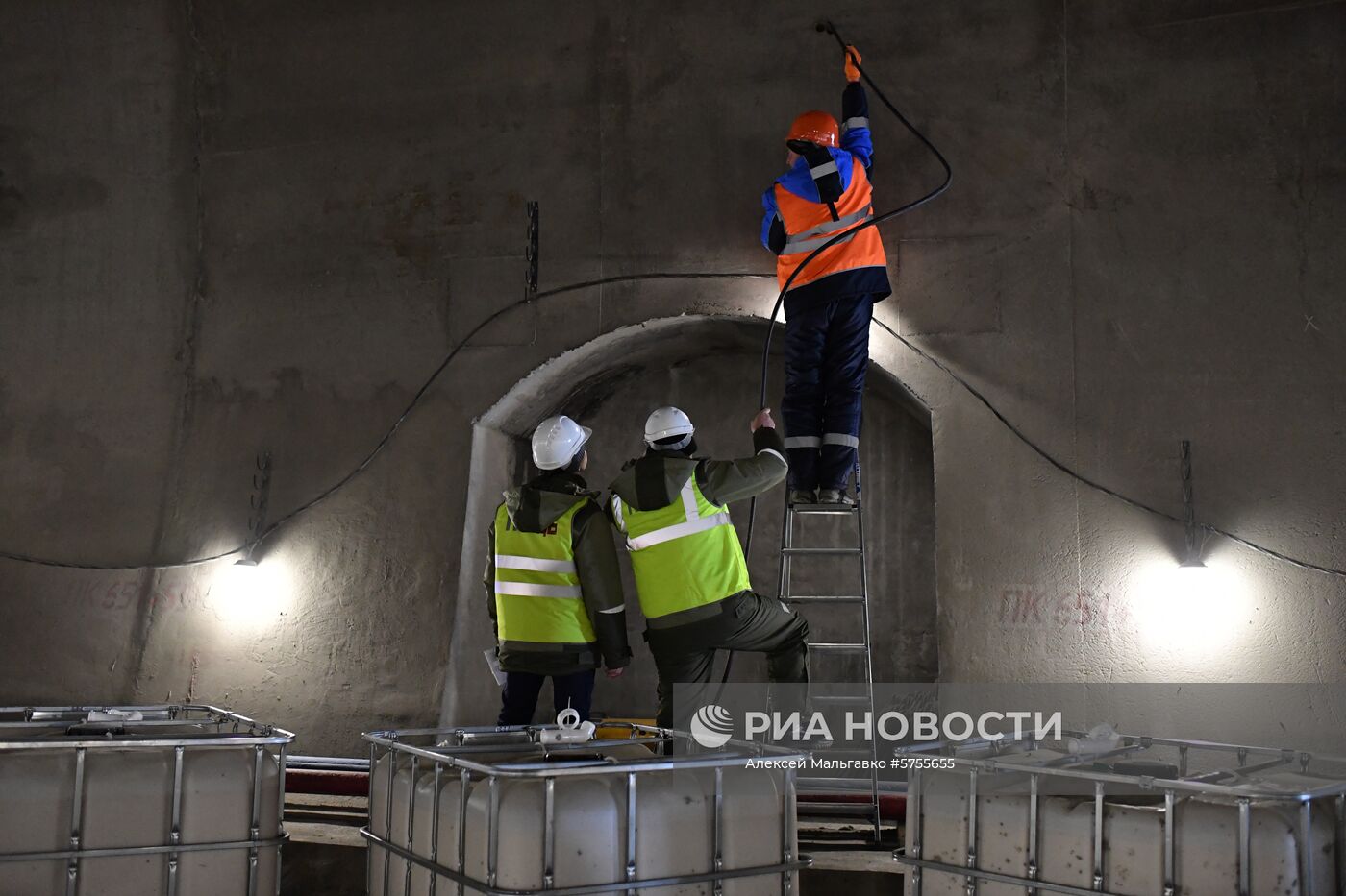 Километровый железнодорожный тоннель проложили строители на керченском подходе к Крымскому мосту