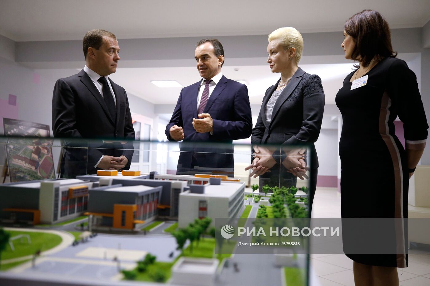 Рабочая поездка премьер-министра РФ Д. Медведева в Краснодарский край