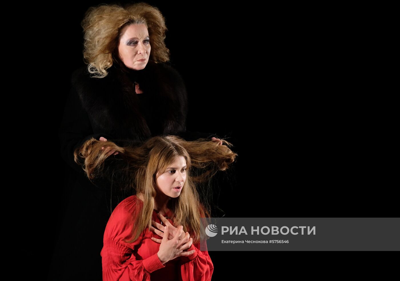 Спектакль "Гроза" БДТ им. Г.А. Товстоногова в Москве"