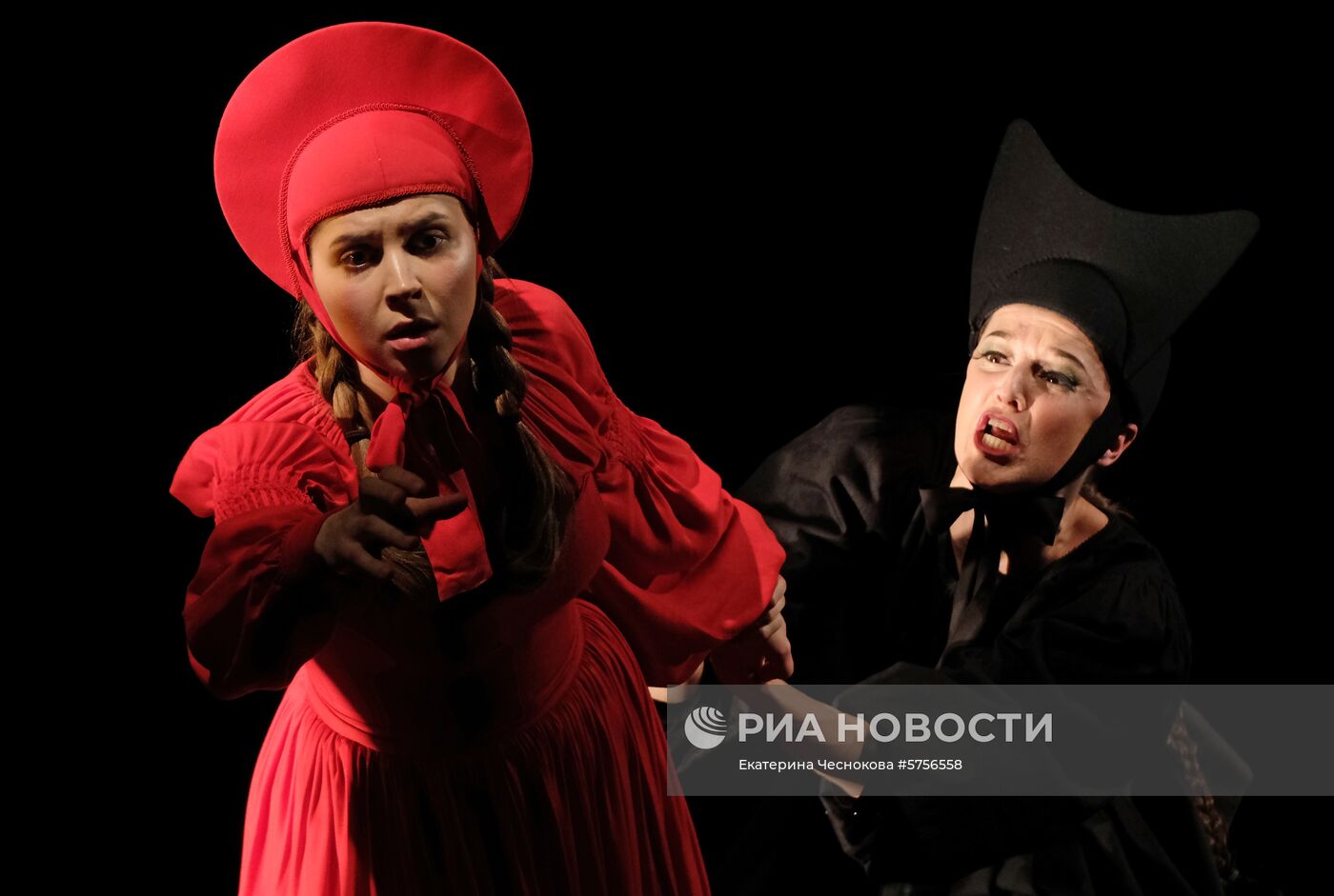 Спектакль "Гроза" БДТ им. Г.А. Товстоногова в Москве"