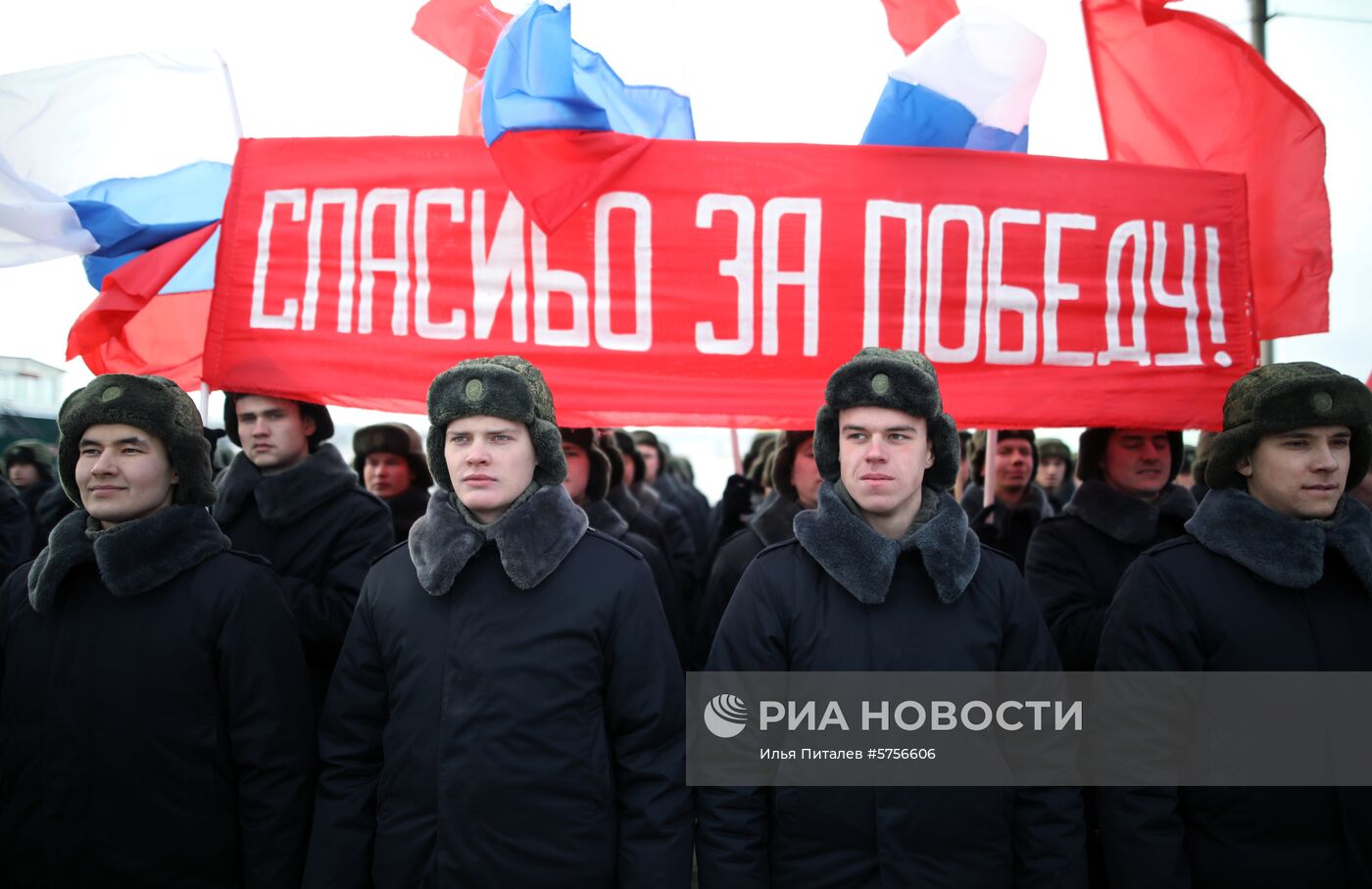 Прибытие эшелона с танками Т-34 в Московскую область   