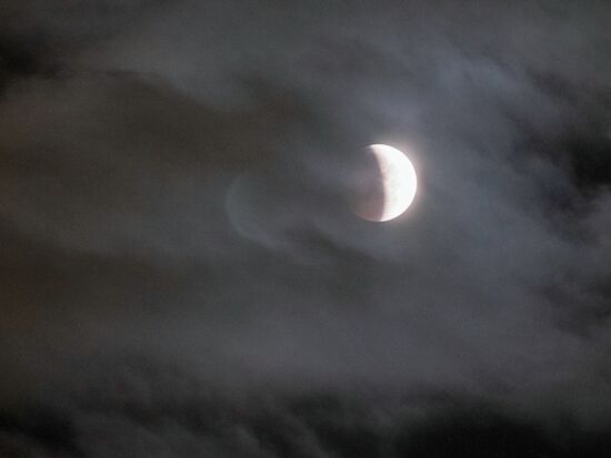Лунное затмение в Карелии
