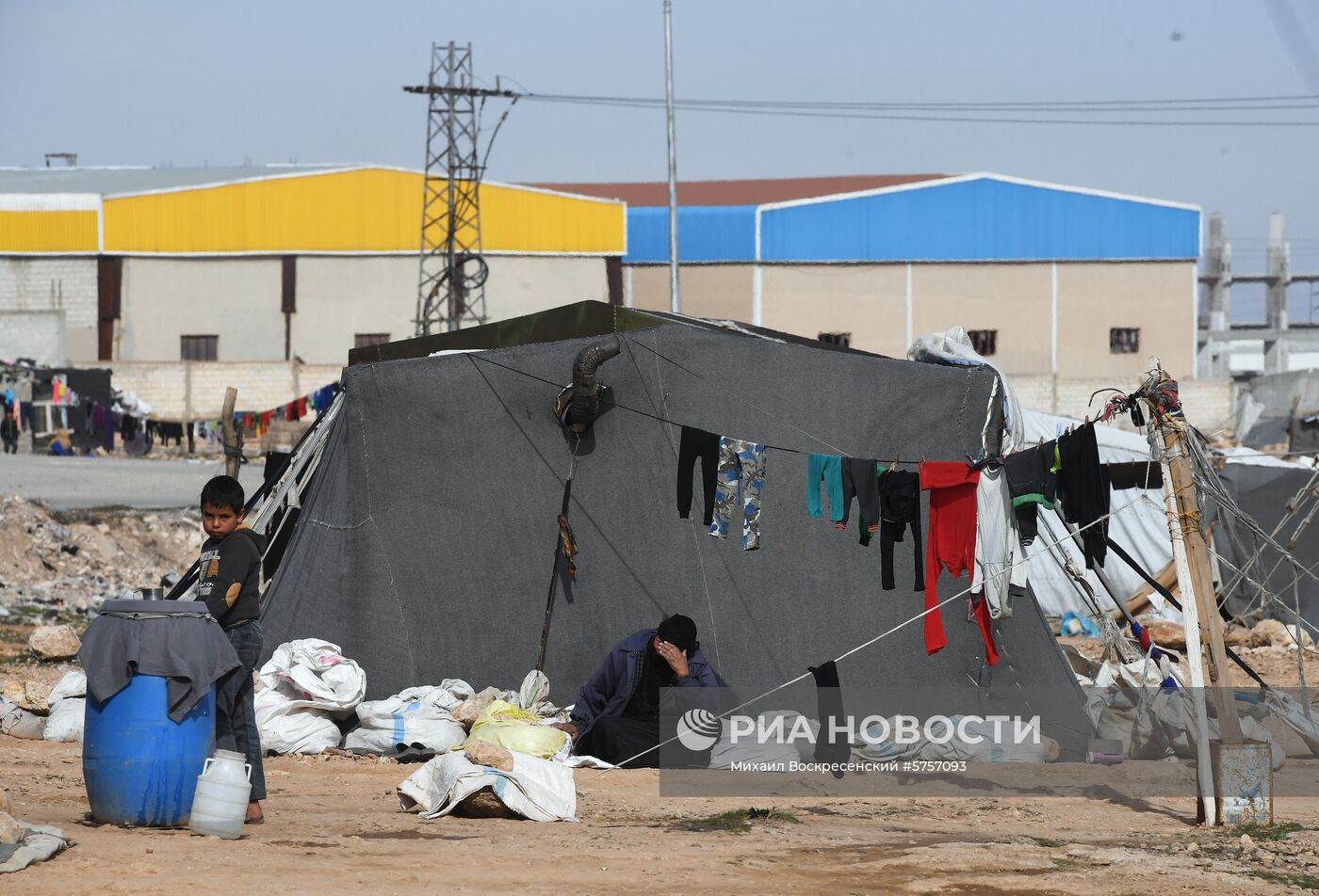 Лагерь сирийских беженцев в пригороде Хомса