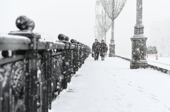 Снегопад в Москве