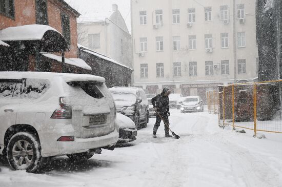 Снегопад в Москве