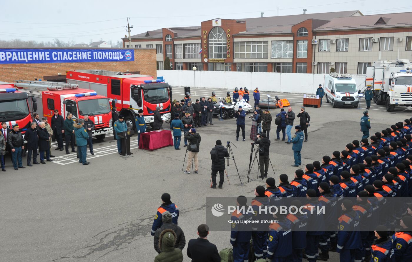 Рабочая поездка министра МЧС РФ Е. Зиничева в Грозный