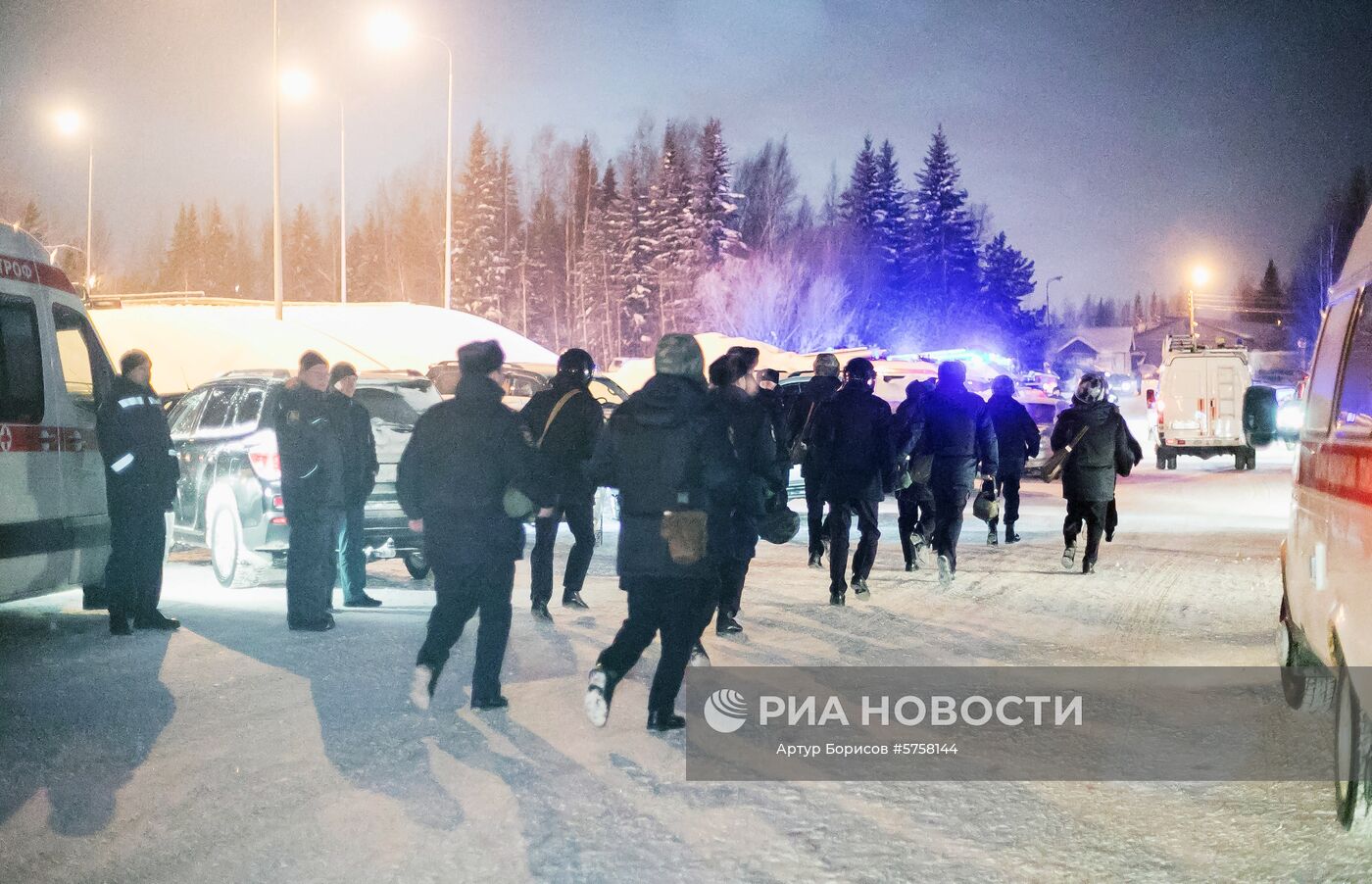 Аэропорт ханты мансийск зимой