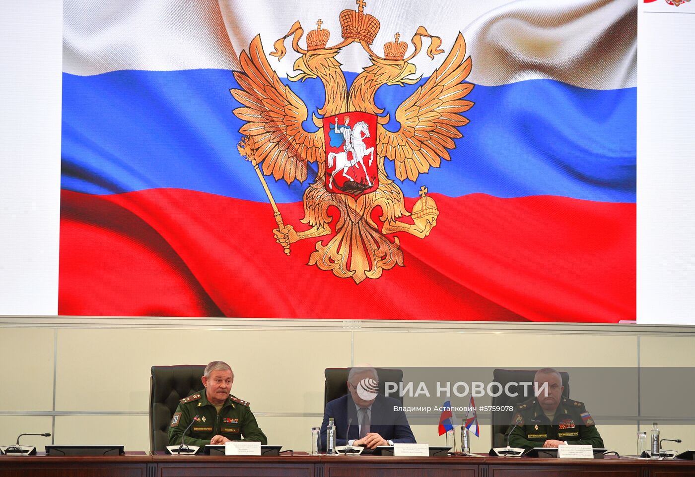 Демонстрация ракеты 9М729 для военных атташе